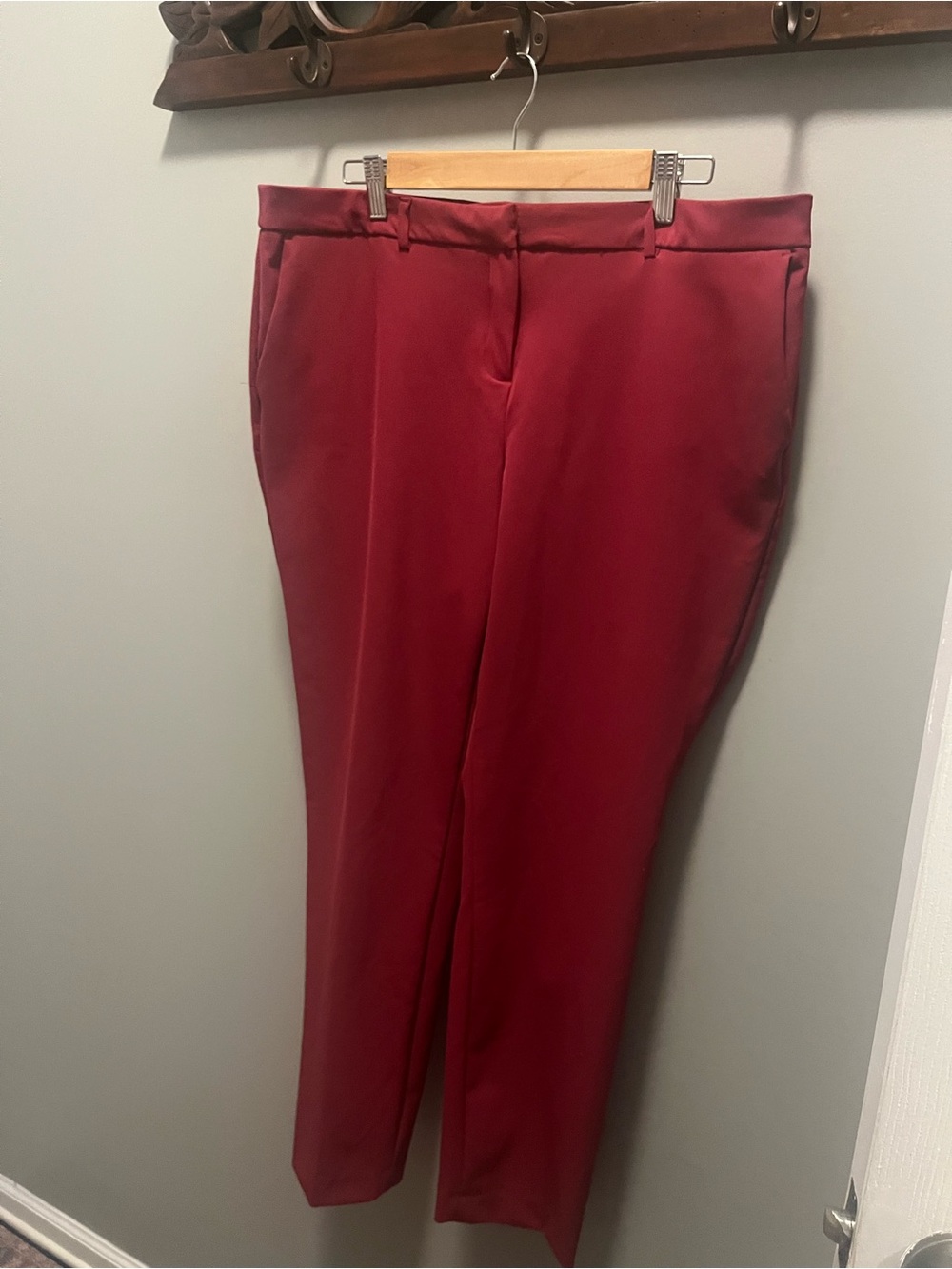 Slim Tailored Women's Trousers in Deep Red